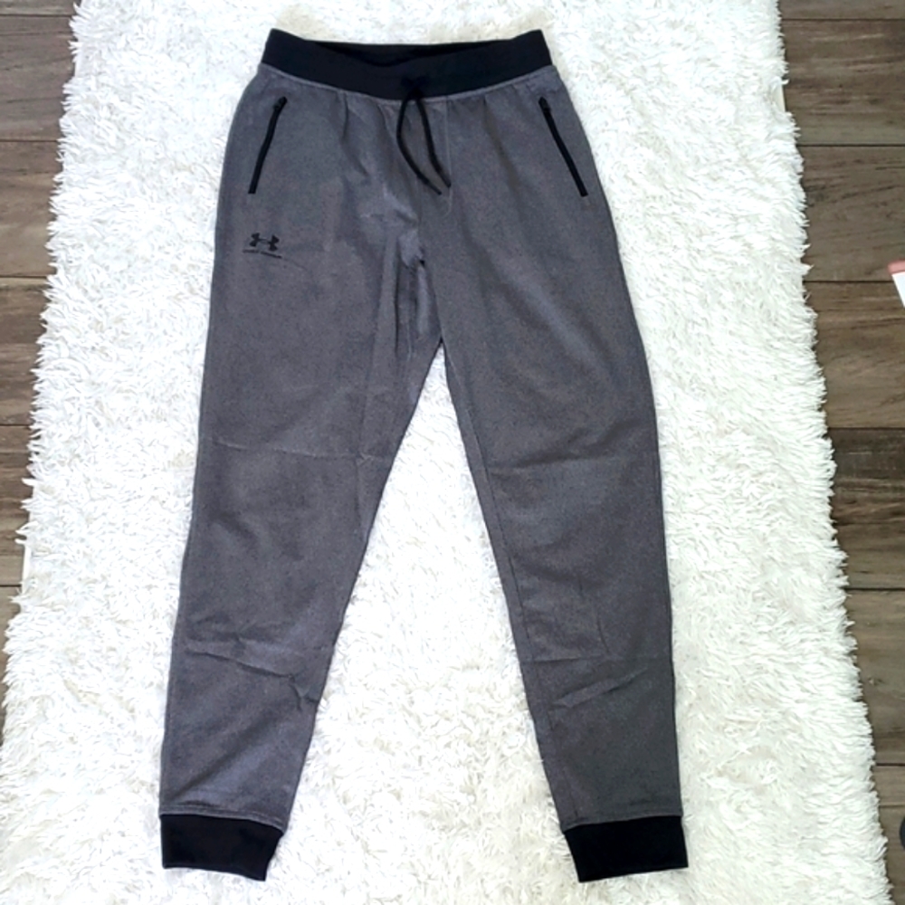 NWOT Under Armour Joggers